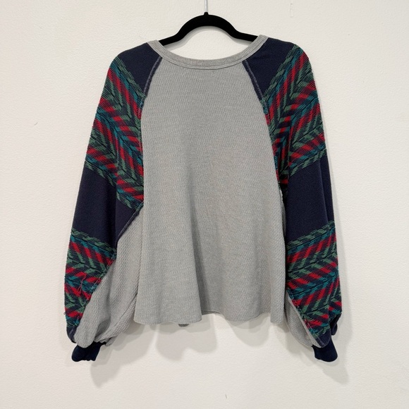 Free People Rainbow Dreams Aztec Balloon Sleeve Oversized Top XS - Picture 6 of 6